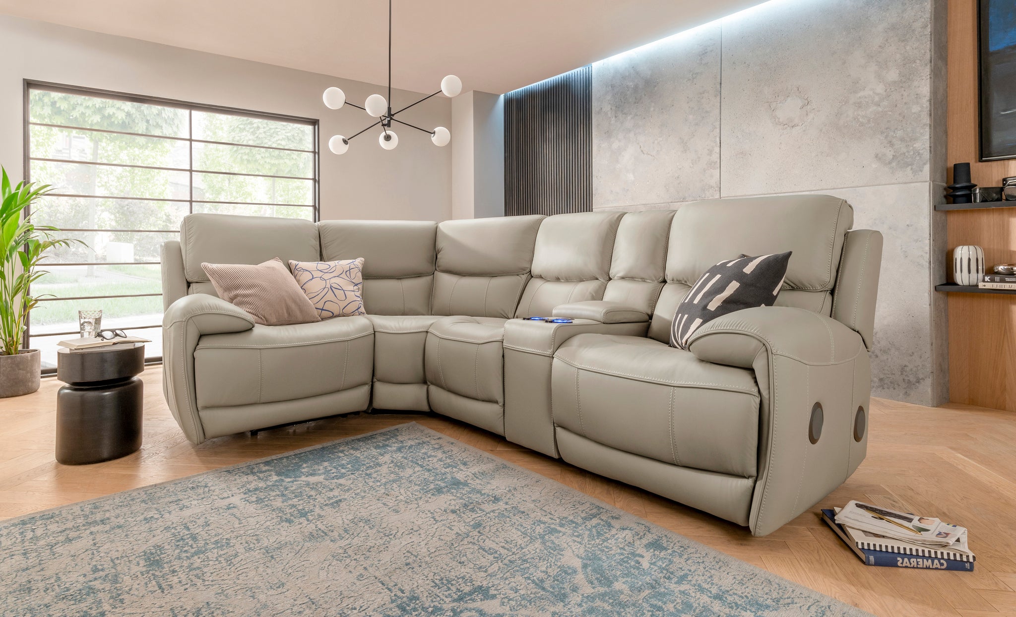 Smokey Taupe / Console Right