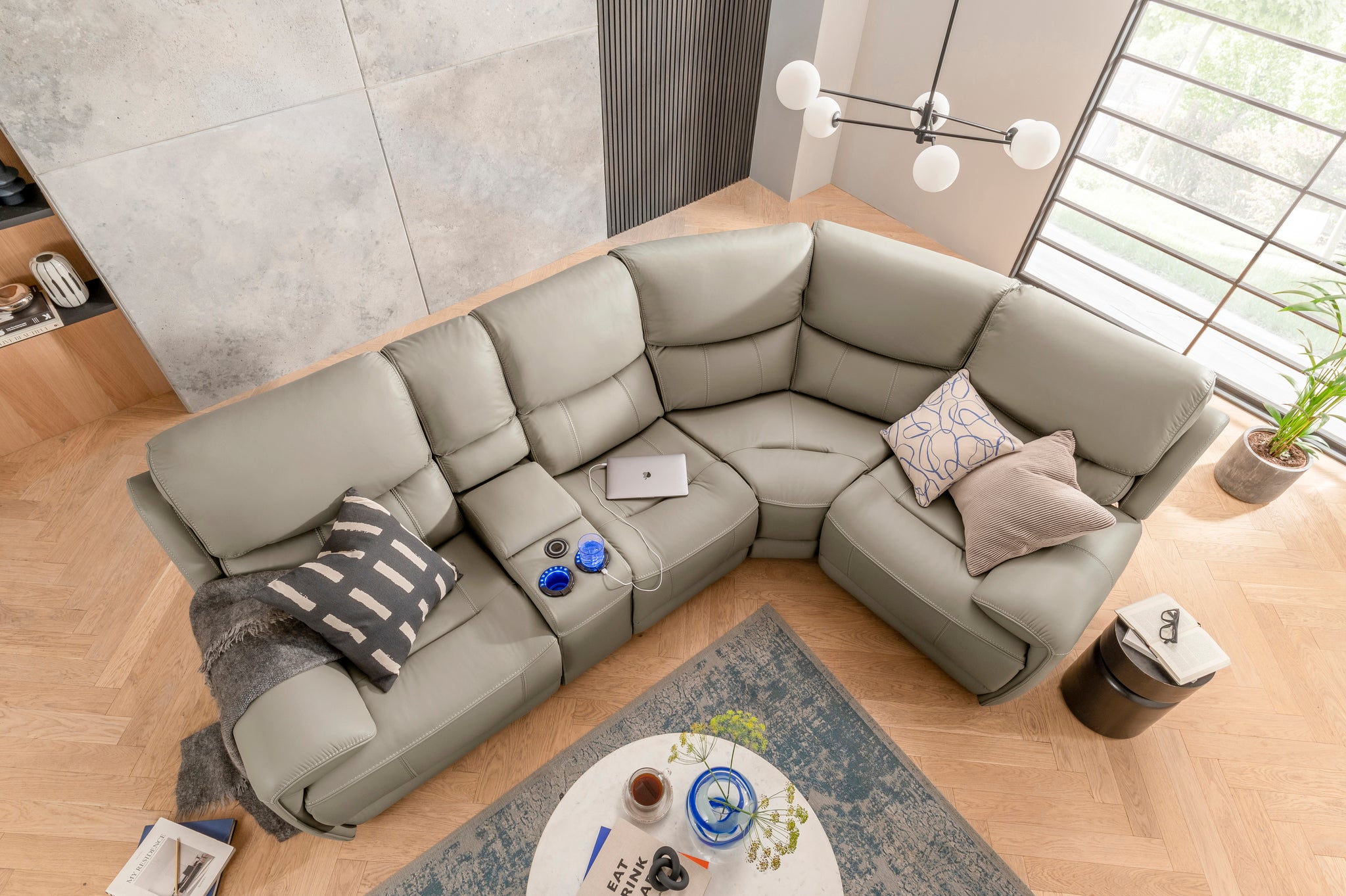 Smokey Taupe / Console Left