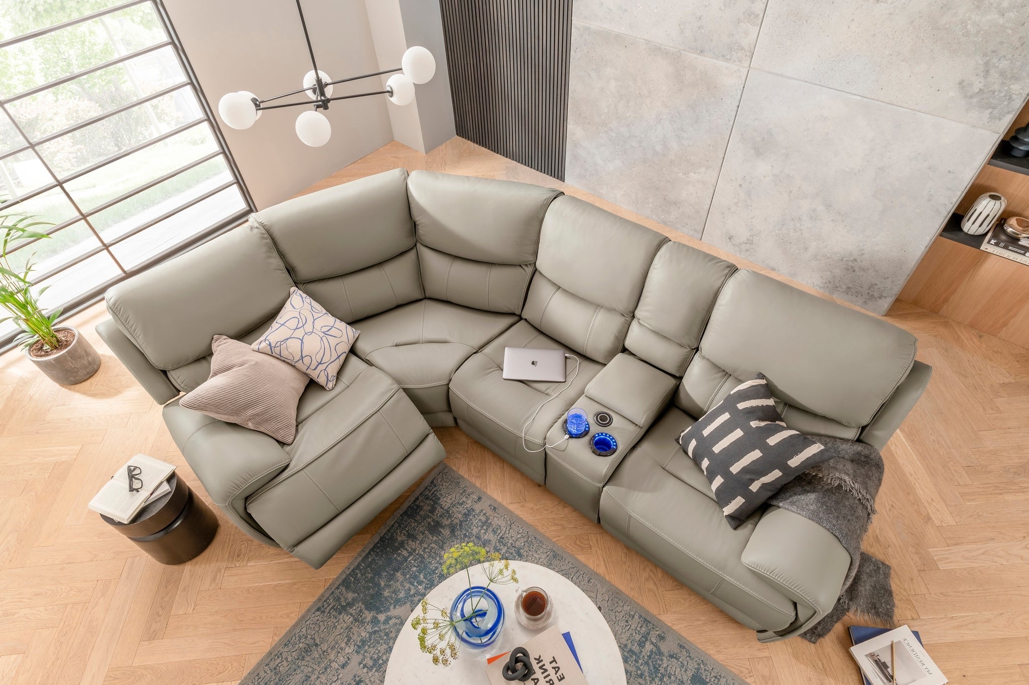 Smokey Taupe / Console Right
