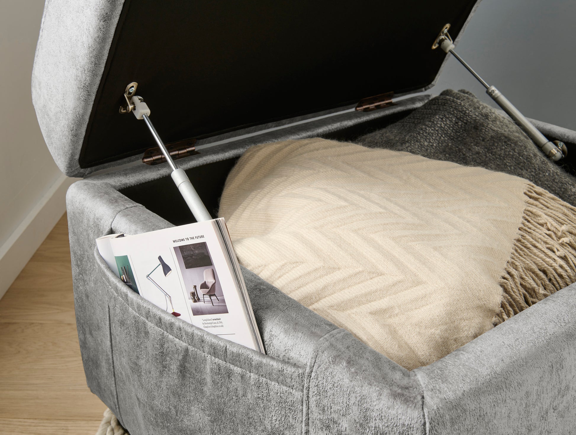Footstool / Pure Silver
