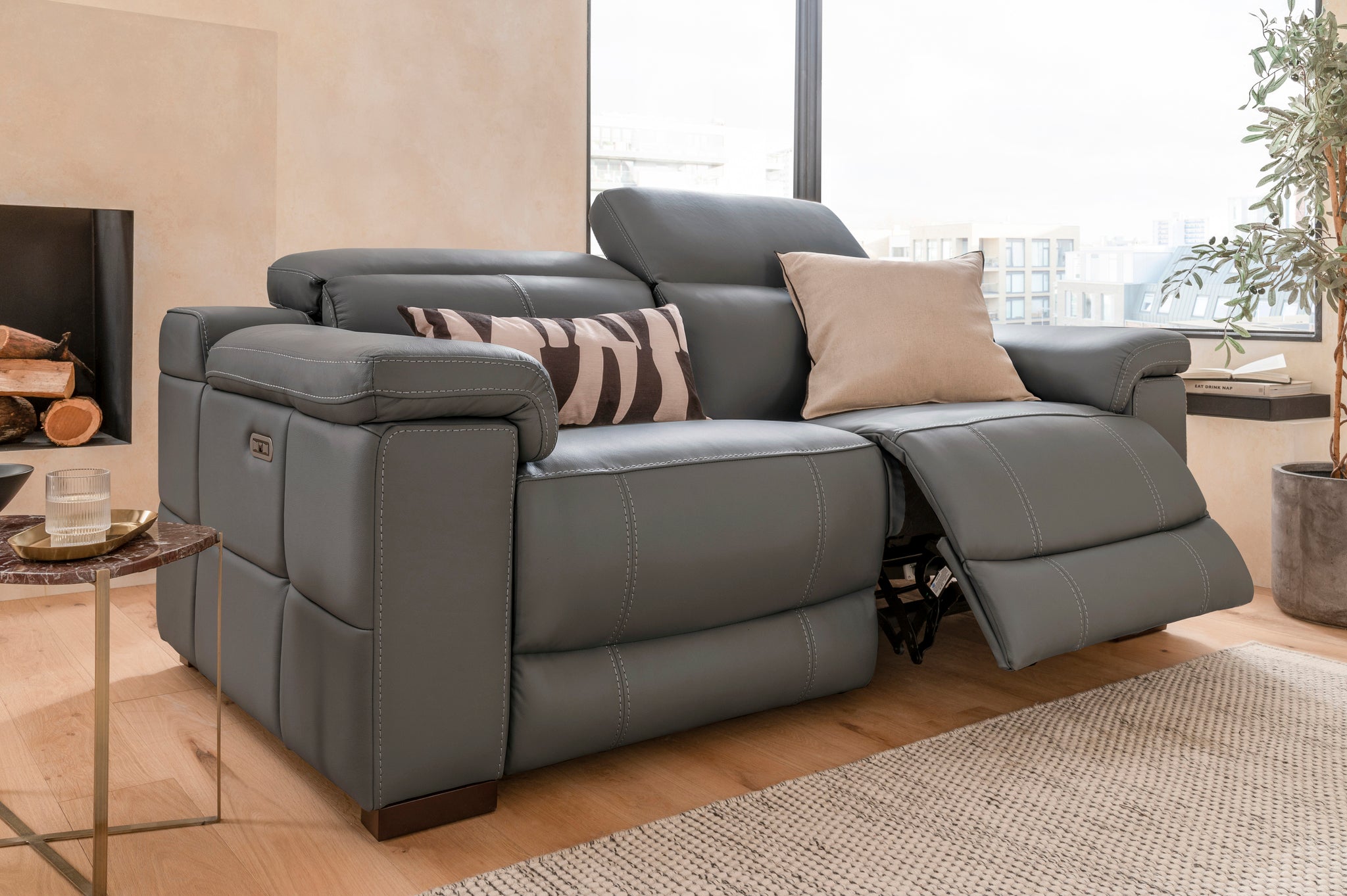 2 Seater Sofa | Series 5 | Tech Sofa